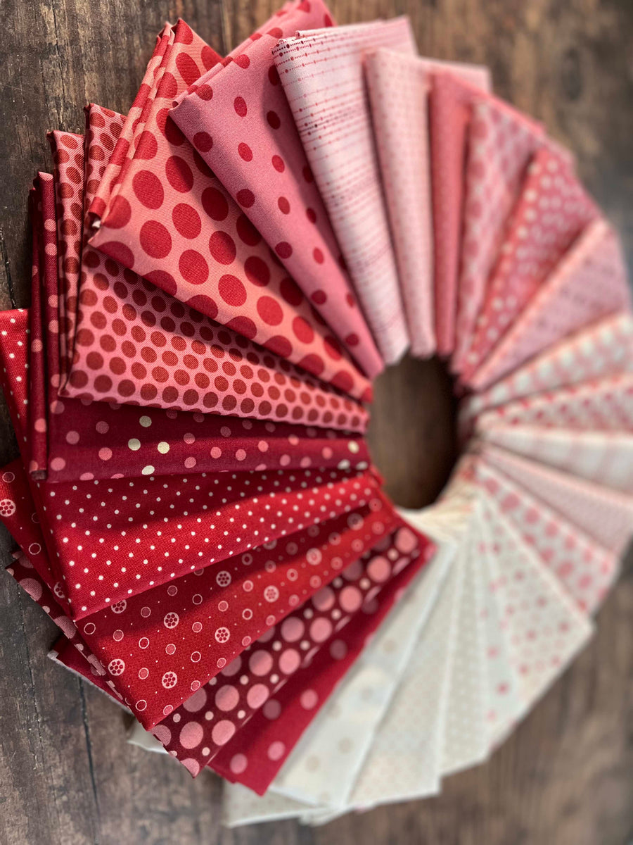 Anna by Edyta Sitar of Laundry Basket Quilts Fat Quarter Bundle 24 P