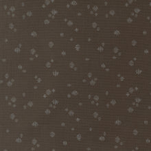 Load image into Gallery viewer, Wellspring - Fat Quarter Bundle 32 Skus
