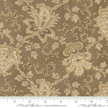 Load image into Gallery viewer, Collections Magnolia - by Howard Marcus - Moda - Layer Cake 42 pieces