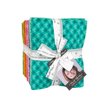 Load image into Gallery viewer, Scenery Fat Quarter Bundle - Elizabeth Hartman - 32 pieces
