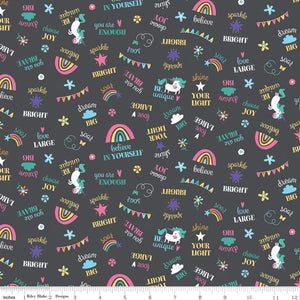 Unicorn Kingdom Fat Quarter Bundle - 18 pieces
